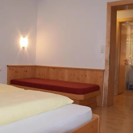 Appartementhaus S'wascheless アパート
