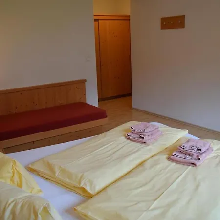 Appartementhaus S'wascheless アパート *